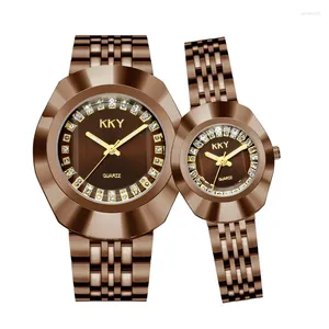 Armbandsur Par Titta på herrklockor Full Gold Luxury Quartz Women Road Clock Ladies Wristwatch Big Dial Waterproof Lovers Relogio