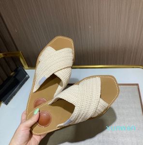 Sandali firmati Pantofole piatte intrecciate patchwork di colori incrociati Sandali legnosi Sandali piatti da donna Pantofole piatte estive eleganti Scarpe moda per feste da spiaggia