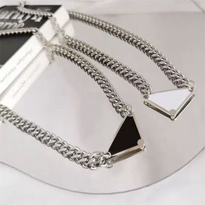 Retro men chains pendants necklace womens necklaces designers triangles luxury letters alloy trendy silver color male punk designer necklace aesthetic ZB011 F4
