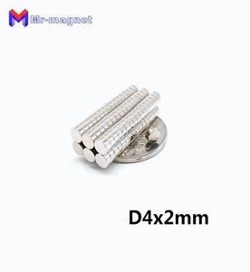IMANES 100st 4x2 Neodymium Magnet Permanent N35 NDFEB Super Strong kraftfulla små runda magnetiska magneter skivor 4mm x 2mm1662632