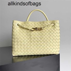 Andiamo Bag BottegVenets Handbag Genuine Leather Woven Bags Genuine Luxury Medium Top Handle 100 Lambskin Women Top Quality Beige Black One Zippered PockeWQ