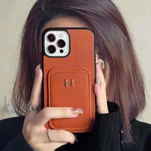 iPhone 15 Pro Max Designer Letter Phone Case for Apple 14 13 12 11 XS XR 8 Plus Pu Publed Leather Hardware Card Cover Pocket Mobile Cover Coque Fundas Orange