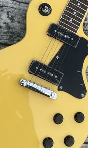 Standard electric guitar, TV yellow, cream yellow, bright, cream white retro tuner, available