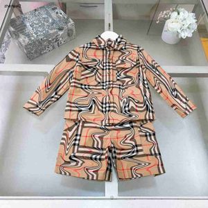 Luxury Baby Two-Piece Set Long Sleeved Child Tracksuits Storlek 100-150 Kids Designer Clothes Boys Check Shirt and Shorts 24Feb20