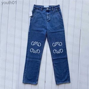 Dżinsowe dżinsy haftowe dżinsy jeansowe jeansowe jeansy proste spodnie swobodny styl spodni 240304