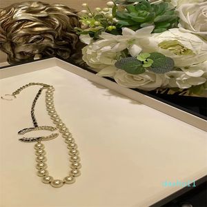 Mode klassische Halsketten Designer kurze Perlenkette für Frauen Party Hochzeit Liebhaber Muttertag Geschenk Schmuck für Braut Mit Flanelltasche