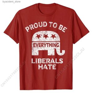 メンズTシャツ共和党の保守派は、リベラル派がTシャツを憎むすべてのことを誇りに思っていますTシャツカジュアルスリムフィットトップシャツ