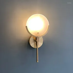 Lampada da parete Decorazioni artistiche Camera da letto Apparecchi a LED Lampada da specchio in rame vintage Paralume in vetro Sconce Bagno E14 Illuminazione per interni