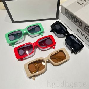 Ladies sunglasses oversized designer glasses delicate letter pattern luxury goggle UV protection womens sunglasses large rectangle plastics frame PJ092 G4