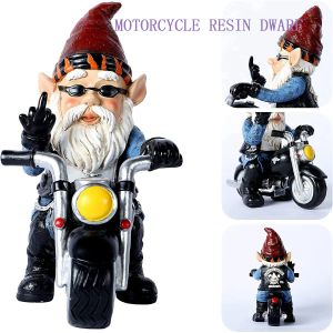 Film ny harts dvärgstaty motorcykel ridning rolig gnome dekoration utomhus gård gräsmatta trädgård gnome staty dvärg figurprydnader