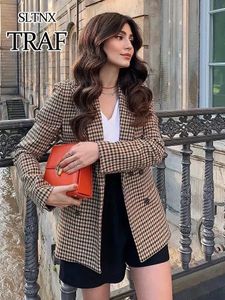 SLTNX TRAF Fashion Plaid Womens Blazers Chic DoubleBreasted For Casual Female Suit Loose Blazer 240304