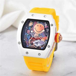 10% de desconto em relógio Luxury Banel Hollow Retro Style Mechanical Mechanical Mech Mens Silicone Stonless Aço Quartz Mulher