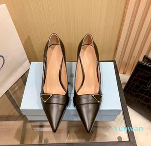 New High Heels Shoes Ladies Luxury Designer Dress Metal Triangle Decoration Heel Height 8Cm