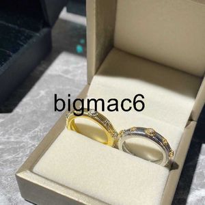Pendant Necklaces Designer Buccellatis Open Ring Luxury Top Brushed Craft Starlight Female Buchi Junior High Grade Elegant Light Luxury Couple Friend Ring gifts