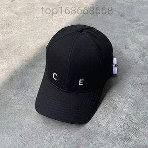 2024 cappello di design di lusso da donna berretto da baseball ricamato femminile estivo casquette casual cento prendere protezione solare cappello da sole retrò classico casquette da donna