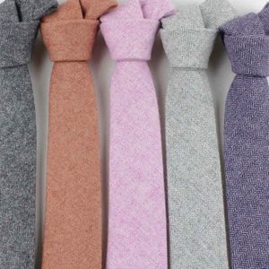 TAGER WILEN Cravatte di lana di moda di marca Cravatte di marca popolari solide per abiti da uomo Cravatta per cravatta di lana da uomo d'affari da sposa254x