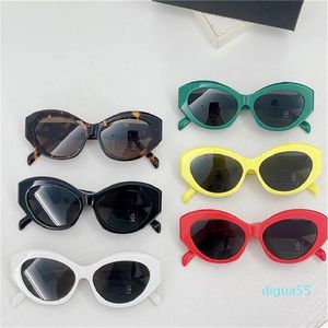 occhiali da sole cat eye dal design alla moda, montatura in acetato, occhiali di protezione uv400 per esterni dallo stile semplice e contemporaneo