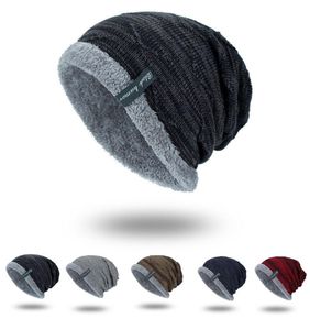 2019年のファッションボーイズメン冬の帽子ニットスカーフキャップメンキャップウォーム毛皮の頭蓋