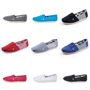 2024 homens mulheres sapatos casuais designer tênis preto branco rosa azul GAI mens mulheres esportes ao ar livre treinadores65165418