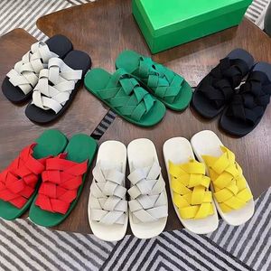 Novo designer de verão chinelos de malha homens mulheres luxuosas moda scuffs sandálias branco vermelho verde estiramento pano antiderrapante sandália homens mulheres ao ar livre chinelo