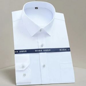 Camisa de manga comprida masculina estilo estiramento moda sólida liso preto branco camisa masculina botão para baixo vestido casual inteligente 240229