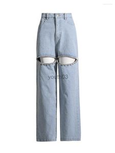 Kvinnors jeans Jeans Fashion Diamonds Splicing Ripped Cut Out Front Love Back Leg Ins Denim Trousers 240304