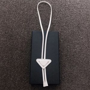 Tasarımcı Kravat Erkek İş Bolo Deri Bağlar Neckwear Drawstring Basit kravat düğün lüks kravat moda düz renk moda günlük gömlek PJ046 G4