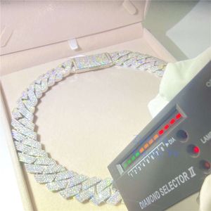 مطلي بالذهب الأبيض المثلج المثلج Cuban Link VVS Moissanite Stain Necklace Diamond
