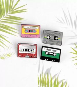 Tape Record Of The 90s Purple Cassette Metal Enamel Brooch Personality Creative Badge Pin New Trendy Jewelry Gift8965358