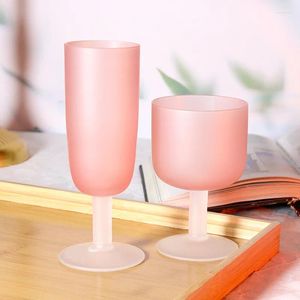 Vinglas med kreativ solnedgång bägare orange rosa frostat glas rött fest vatten för att ge en vän gåva
