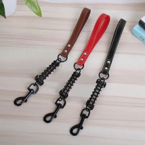 Trelas para cães com corrente curta, à prova de explosão, grande chumbo para cães, alça de couro pu, trelas para cães grandes, amortecedor de mola, metal preto, tração para animais de estimação