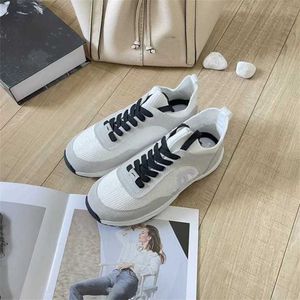 36% rabattskor 2024 Xiangfeng visar fötter Xiao Summer och Autumn New Casual Elevated Thick Sole Sports Bekväma Dads Shoes