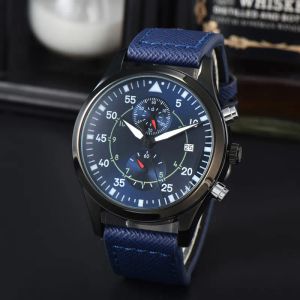 2024 Designer Mens Fashion Casual Waterproof Watches Quartz High Quality rostfritt stålklocka Läderband IC005