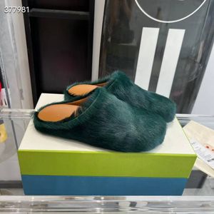 Mode Fell Hausschuhe Frauen Runde Kappe Pferd Haar Rutschen Weibliche Schwarz Rose Rot Grün Maultiere Schuhe Flache Halbe Slipper Frau lässige plüsch schuhe 012