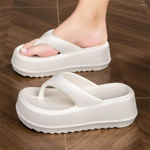 Slippers spa 36-41 skor kvinnors sandaler sneakers barn sommarsport snaaker trending produkter tensi lyxig toppklass