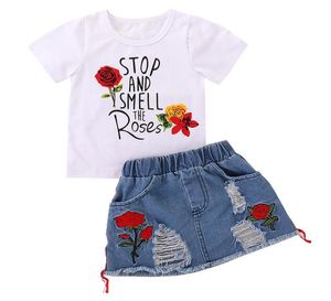 Set di abbigliamento per bambina con stampa rosa T-shirt a maniche corte in cotone con gonna a due pezzi in jeans strappato Set abiti estivi casual 1905234703418