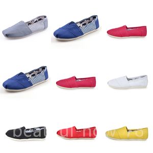 2024 Homens Mulheres Sapatos Casuais Designer Sapatilhas Preto Branco Rosa Azul GAI Mens Mulheres Outdoor Sports Trainers6541561