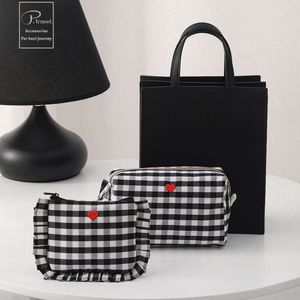 Black And White Chessboard, Large Capacity, Minimalist Style, Of Cosmetics, Portable, Petty Bourgeoisie, Private, Aunt's Towel, Storage Bag, Lipstick 7621