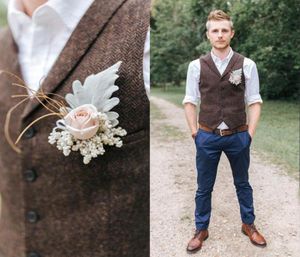 Wool Groom Vests 2019 Vintage Dark Brown Tweed Herringbone Pockets Men039s Suit Vests Slim Fit Men039s Dress Vests Wedding W1545086