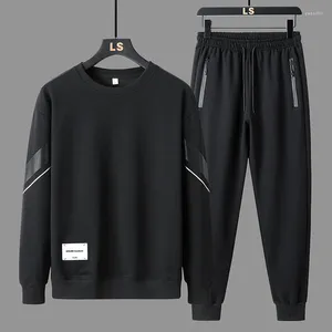 Tracksuits masculinos 2024 moda primavera trakcksuit homens listra manga longa camiseta mens dois picece moletom calças conjunto esportes casuais 5xl