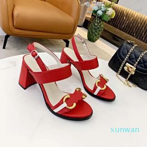 Klassische Damen-High-Heels-Designer-Sandalen, modische Strand-Hausschuhe mit dicker Sohle, Buchstaben-Damen-Leder-High-Heels