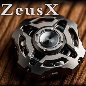 Beyblades Metal Fusion WANWU EDC Zeus X Estrutura de ligação Liga de titânio Fingertip Gyro Anel de descompressão Brinquedo L240304