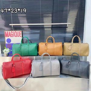 Designer Duffle Bag Women Travel Bag Fitness Handbag Fashion Purse Cross Body Large Shopping Bag Men Business Tygväskor