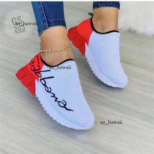 Nuove sneakers da donna comode mesh moda casual slip on piattaforma sportiva femminile appartamenti scarpe vulcanizzate da donna Zapatos