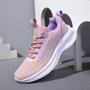 Casual Shoes Spring Flying Weaving Women's Shoes Fashion Versatile Korean Edition Trendy Lightweight Outdoor Running and Sports