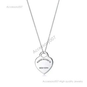 designer jewelry necklace Heart Key Pendant Necklaces Original 925 Silver Love Necklaces Charm Women DIY Charm Jewelry Gift Clavicle Chain High end brand with box