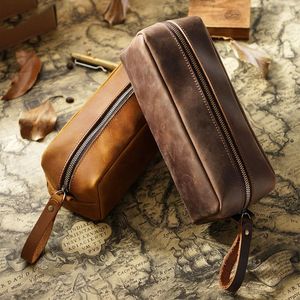 Första lagret Cowhide Pencil Bag Square Retro Crazy Horse Leather dragkedja Simple Largecapacity Case Stationery 240227