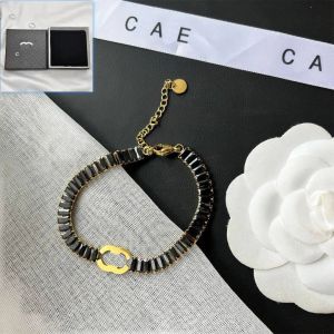 2024 novo charme feminino presente pulseira designer luxo preto banhado a ouro pulseira de alta qualidade aniversário casamento jóias marca quente boutique menina casal pulseira