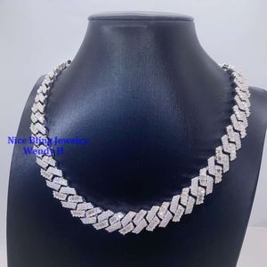 GRA certyfikat 925 Srebrny srebrny 15 mm mrożony Hip Hop Grube VVS VVS MOISSANITE Cuban Link z diamentami