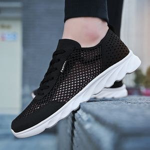 Hotsale män kvinnor mesh löpskor mjuk andas komfort svart vit grå marinblå blå herr tränare sport sneakers gai